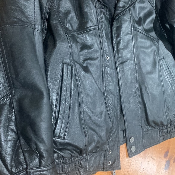 3M Thinsulate - Nwot Black Leather Bomber Jacket - Size Large - Picture 2 of 6